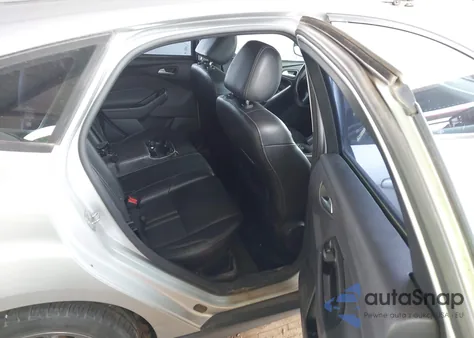 2014 Ford Focus Se from USA, damaged, VIN 1FADP3K27EL239392